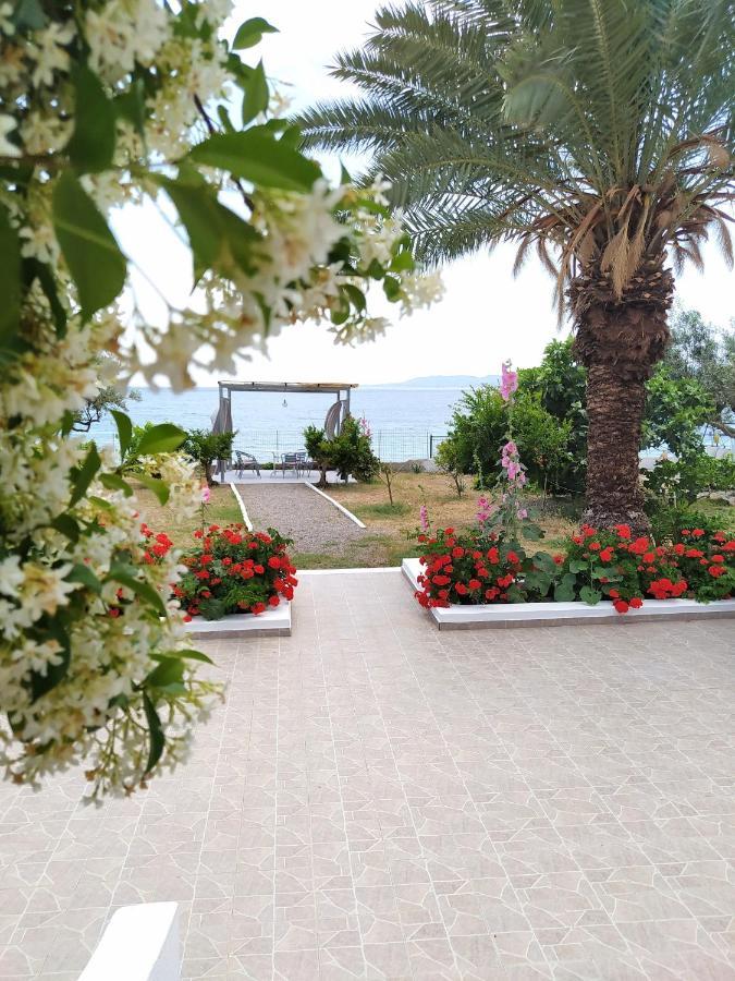Villa Stella Family House Pefki  ภายนอก รูปภาพ
